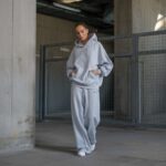 szare dresy damskie oversize